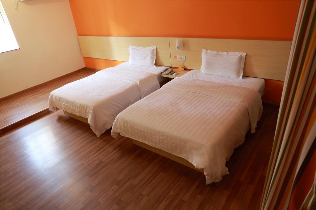 7Days Inn Guiyang Posts And Telecommunications Building Экстерьер фото